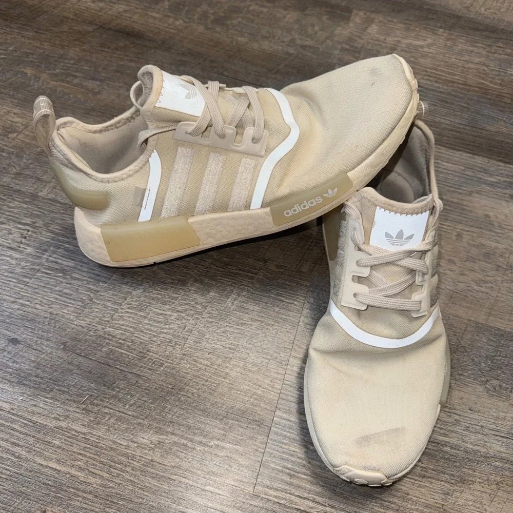 Adidas NMD R1 HQ4248 Mens 9 Wonder White Savannah Beige Boost Sneakers